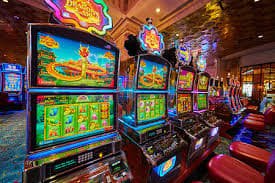 mmk990 VIP Cashback Bonus ငွေထုတ်နိုင်သော Online Slots ကစားနေသောပုံ